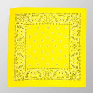 keltainen bandana huivi