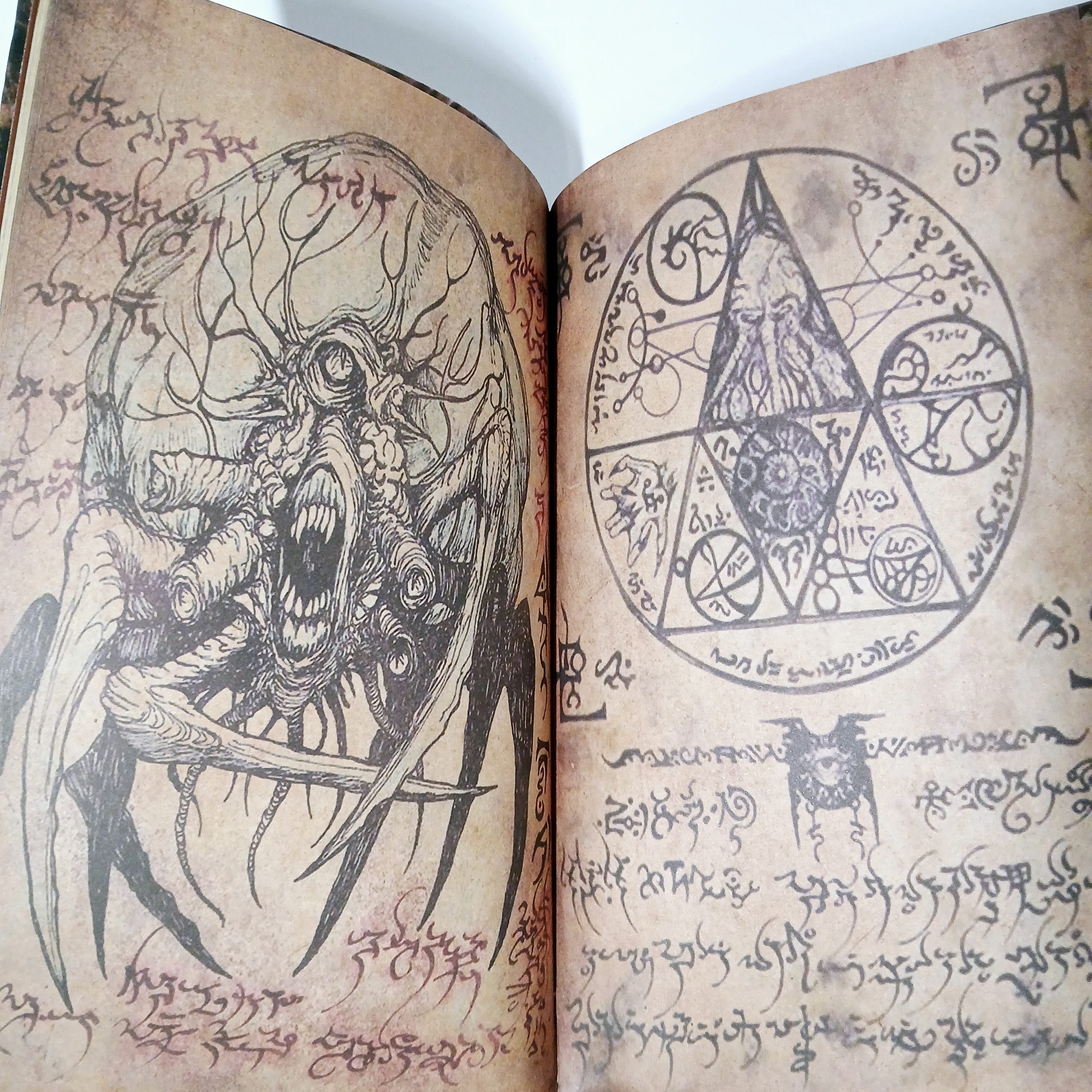 Necronomicon book - Evil Dead - Image 3